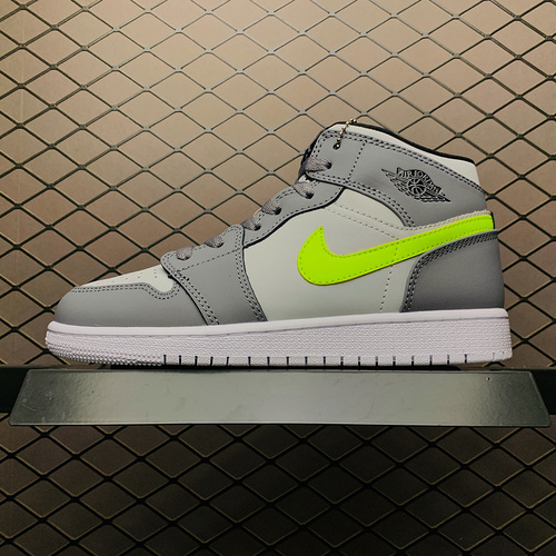 Mid grey. Air Jordan 1 Mid Grey. Air Jordan 1 Mid серые. Nike Air Jordan 1 Mid серые. Nike Air Jordan 1 Mid Grey.